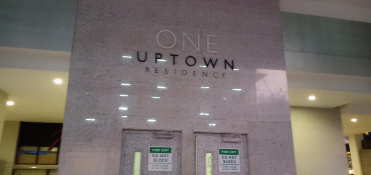 One Uptown Opposite Of Grandhyatt Hotel Manila Taguig City Exterior foto